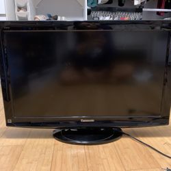 32’ Panasonic TV
