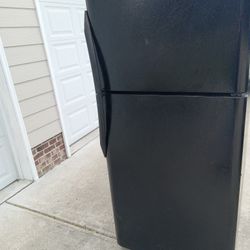 Frigidaire Refrigerator