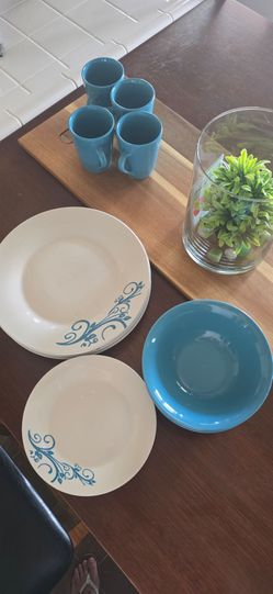 Blue and White Dinnerware Set with Mugs