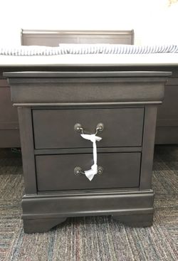 Bailey Nightstand, Weathered Gray