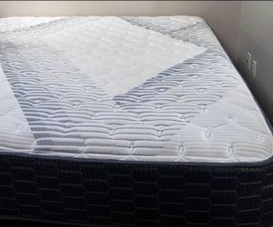 Clean King size Hybrid Mattress