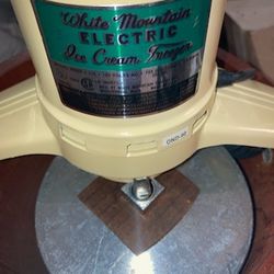 Old Time White Mountain Electric Ice Cream Freezer