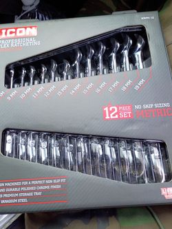 Icon 12 PC. Wrenches never opened