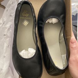 Groundies Lily Classic Women Barefoot Flats