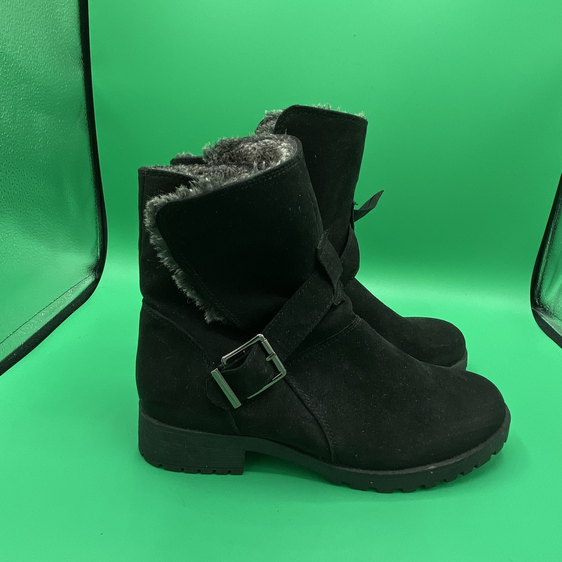 BRASH Women’s Black Casual Boots Booties Us Size 7.5 Faux FurLining Buckles Warm