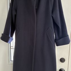 100% Pure Wool Navy Blue Women’s Coat – Good Condi
