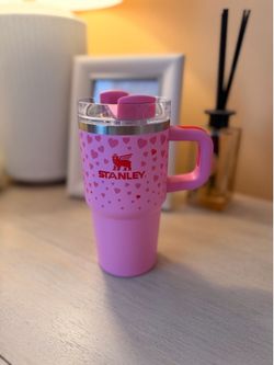 Stanley 20oz Quencher Tumbler Valentine’s Day Heart Print (Limited Edition)
