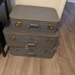 3 Vintage Suit Cases