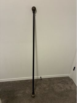 Curtain rod