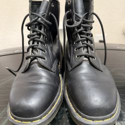 Doc Marten’s Black Ankle Boots Men’s 9