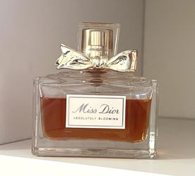 Miss Dior Absolutely Blooming