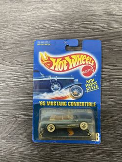 Hot Wheels ‘65 Mustang Convertible #26