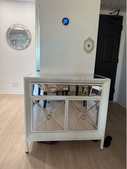 Bar table/ side table