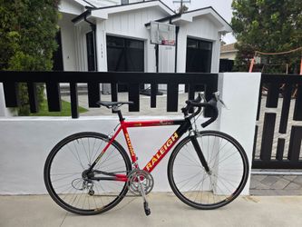 Raleigh R700 Triple Comp Road Bike