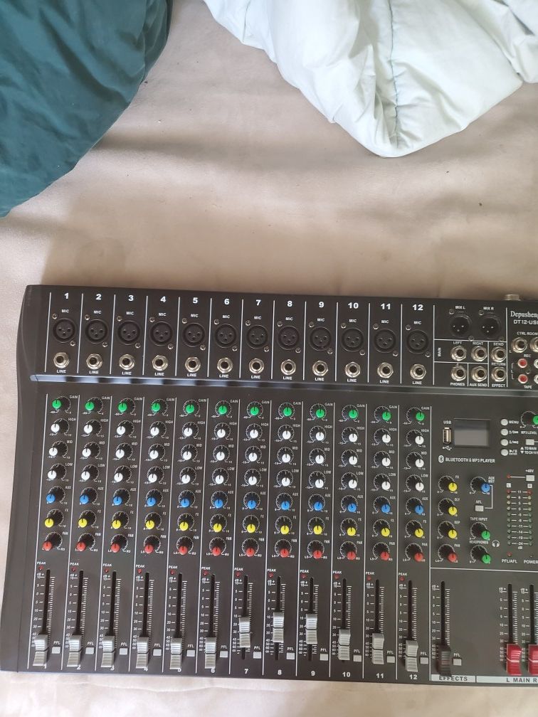 Dj mixer 12 channel buletooth comes with all wires