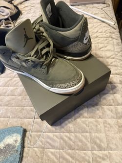 Jordan 4 Olive Size 11