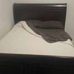 Queen Bed