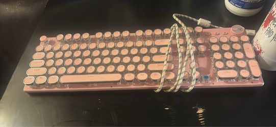 Pink Retro Typewriter-Style Mechanical Keyboard