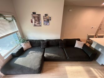 Black Sectional- 12ft
