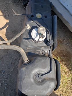 Fuel Pump And Tank In Good Condition