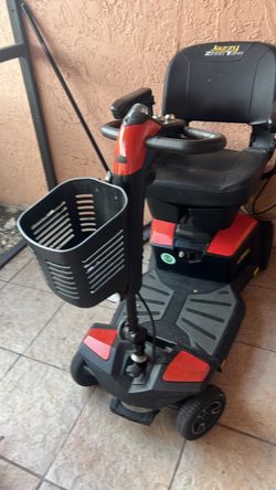 Jazzy Zero Turn Electric Mobility Scooter