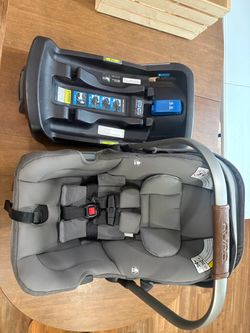 Nuna Pipa Car Seat and Base