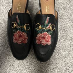 Gucci Mules 