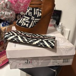 Women's Heels Size 7.5 With Purse 