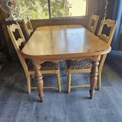 Dinning Room Table And Chairs