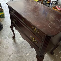 Dresser
