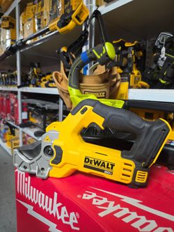 DEWALT 20V MAX Cordless Plastic Tubing Cutter (Tool Only)