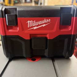 Milwaukee M18 18-Volt 2 Gal. Lithium-lon Cordless Wet/Dry Vacuum (Vacuum-Only)