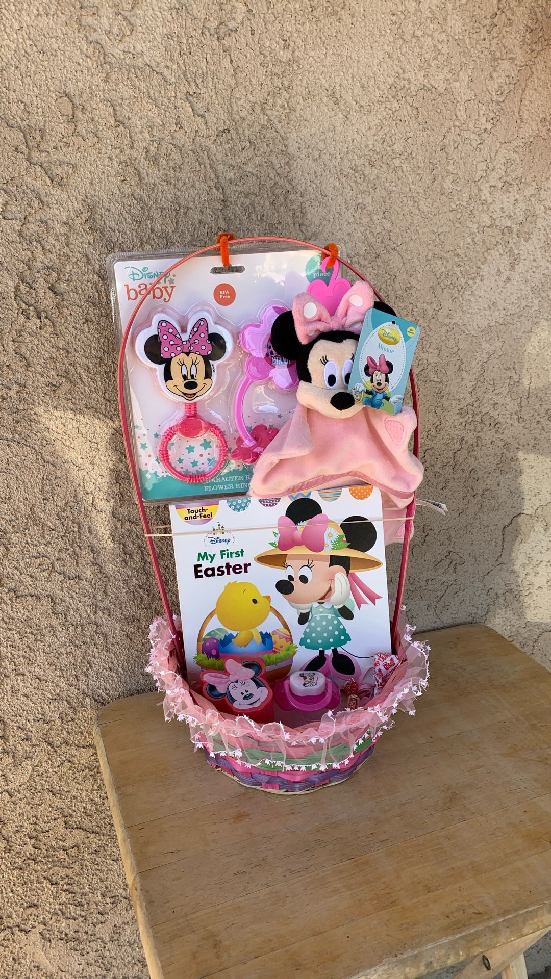 BABY GIRL DISNEY MINNIE MOUSE MY FIRST EASTER BASKET