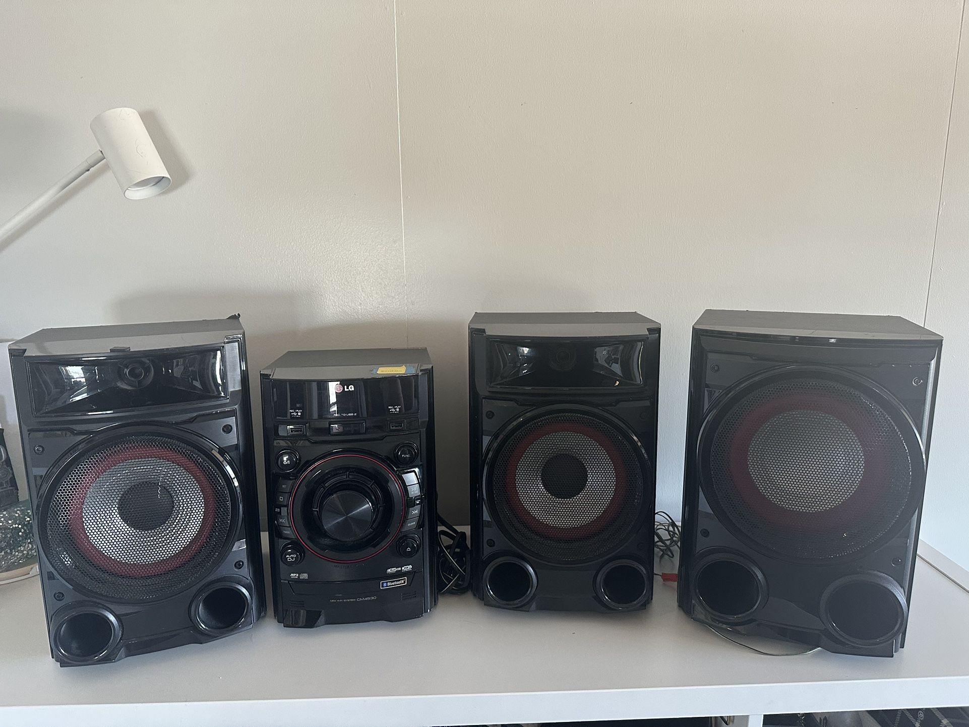 LG CM4530 500W Mini HiFi Shelf System with CD Player & Bluetooth