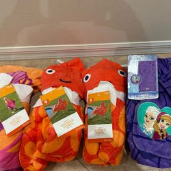 Towels- Hooded Starfish And Mermaid