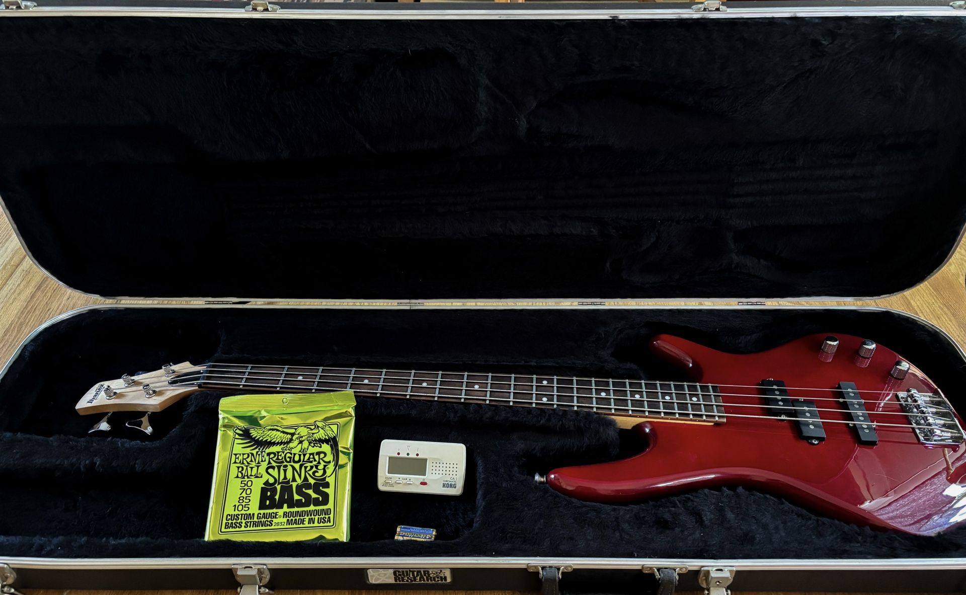Ibanez GIO Soundgear 4-String Bass kit