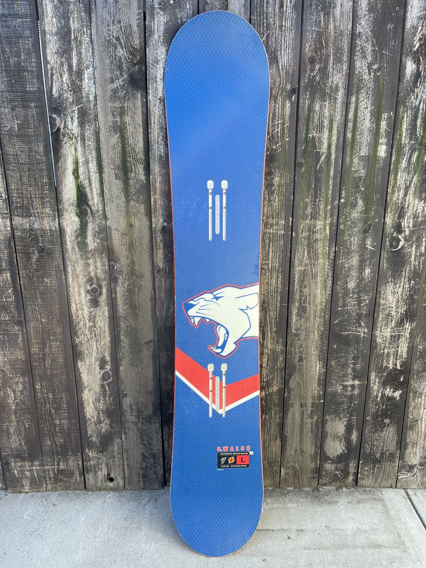 Forum Authentic Devun Walsh Pro Model 157 Snowboard