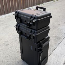3 Pelican Cases