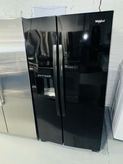 Black Samsung refrigerator (36" x 69" x 24"); includes a receipt for a 90-day warranty.