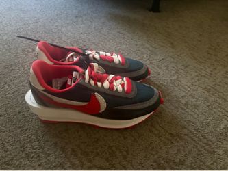 Shoes size 6