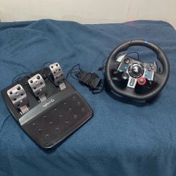 Logitech G29 Driving Force Racing Wheel & Pedals (PS5/PS4/PC)