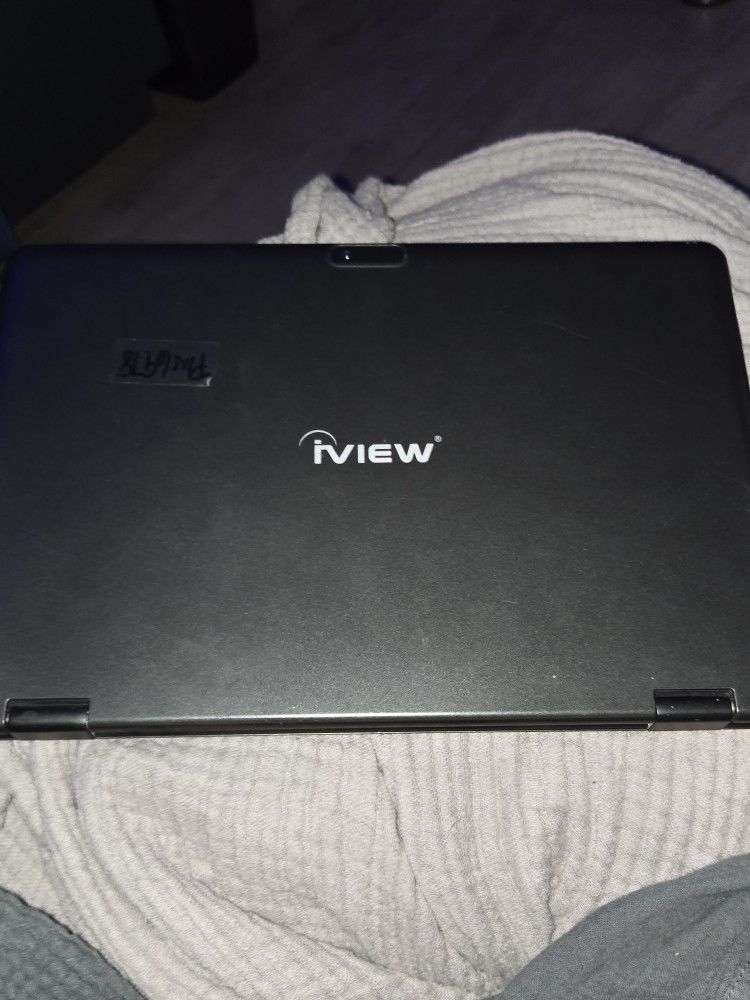 IVIEW MAXIMUS-BK 11.6" Touchscreen Laptop Quad-Core 2.0GHz CPU 2GB RAM 32GB HDD