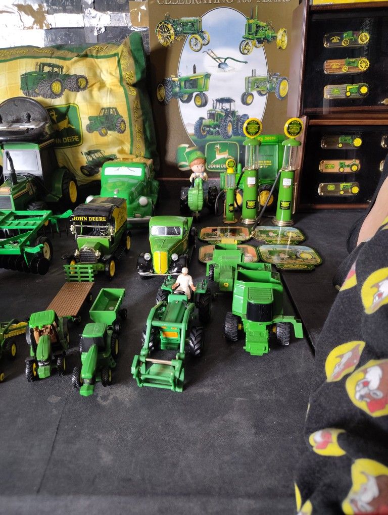 John Deere Antique Collection