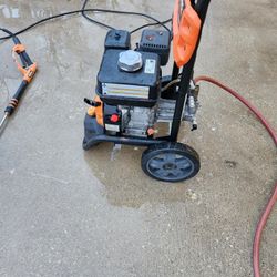 2800 PSI Power Washer 