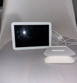 Amazon Echo Show 8 (1st Gen) with Adjustable Stand & Power Adapter
