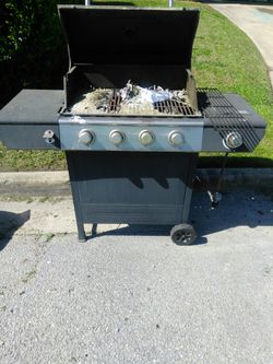 Gas grill great condition