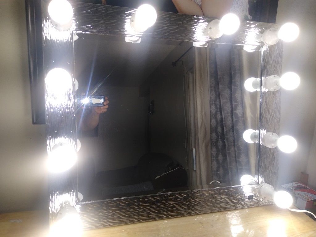 Vanity mirror 46In