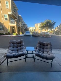 Oversized Rattan Lounge Scoop Chairs 2 with table