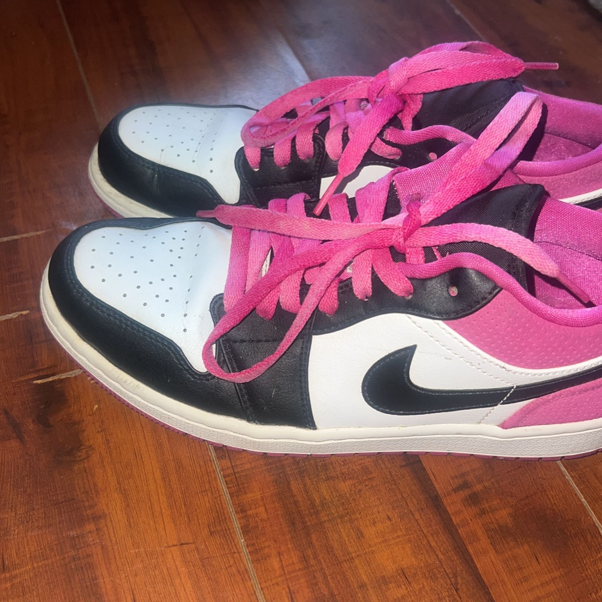 AUTHENTIC JORDAN LOW HOT PINK