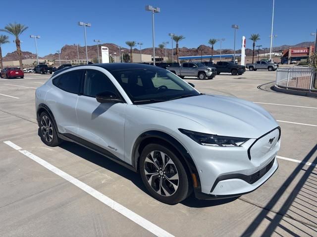 2022 Ford Mustang Mach-E